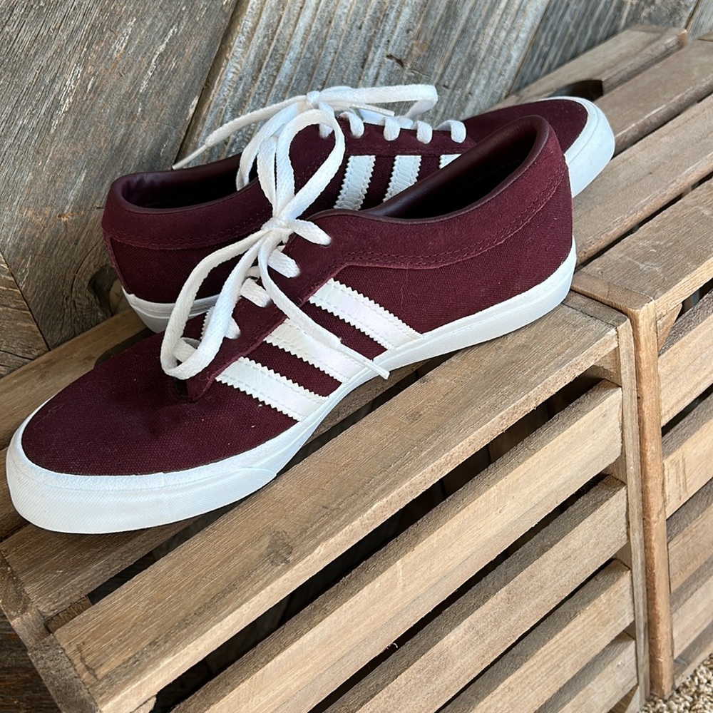 Adidas - Picture 3 of 4